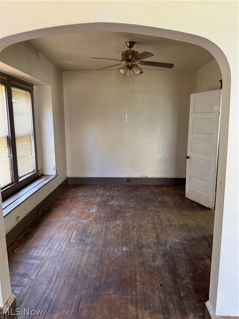 3921 Poe Avenue, Cleveland, OH - Photo 4