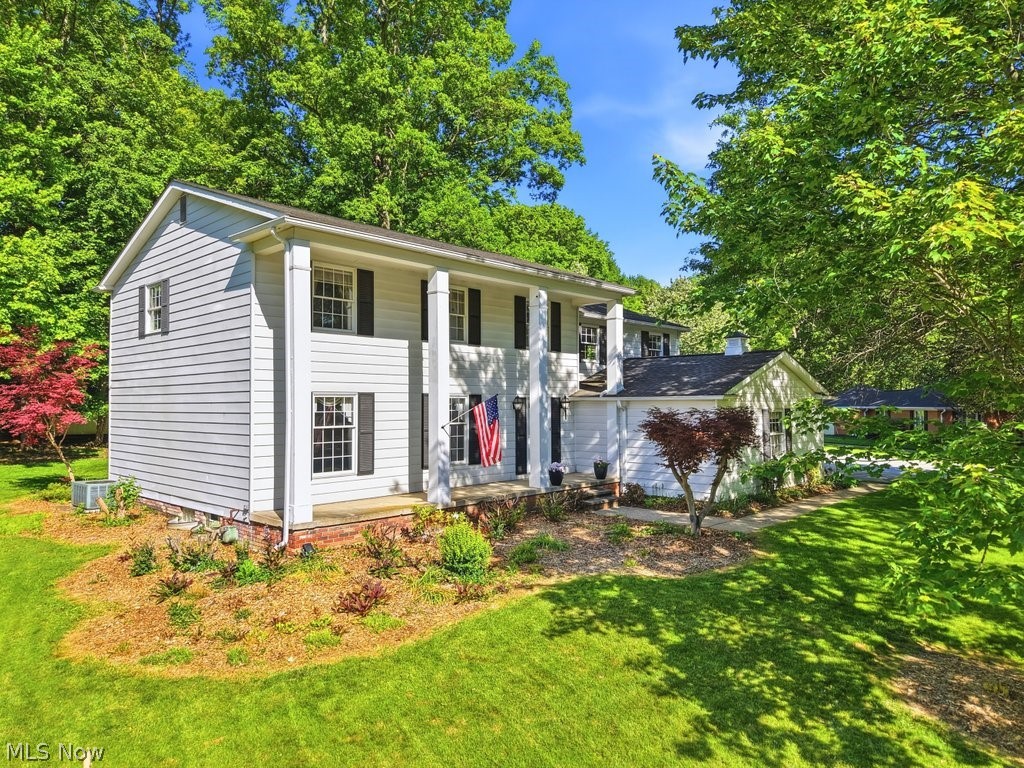 8700 Bradford Lane, Brecksville, OH