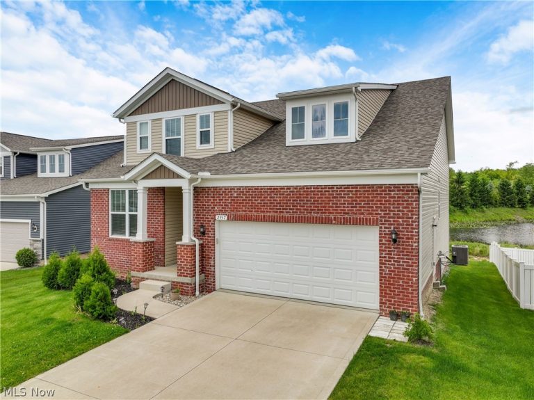 2957 Darlene Court, Twinsburg, OH - Photo 2