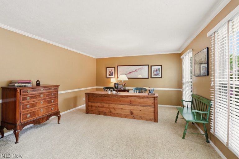 5060 Boulder Creek Drive, Solon, OH - Photo 4