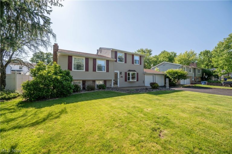 814 Illinois Avenue, McDonald, OH - Photo 2