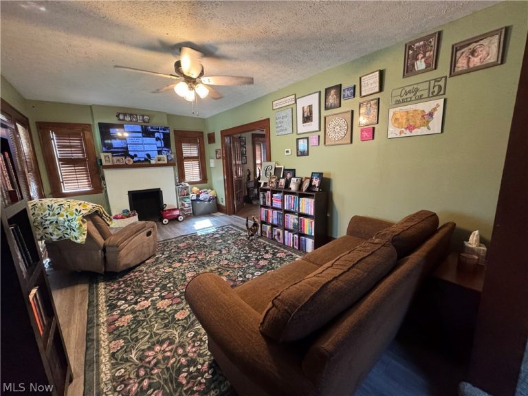 2026 16th Street, Parkersburg, WV - Photo 6