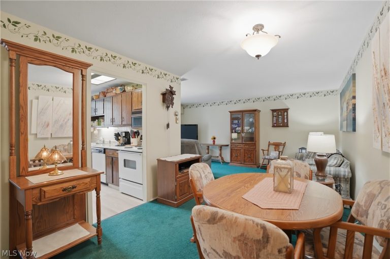 3066 Kent Road #2, Stow, OH - Photo 2