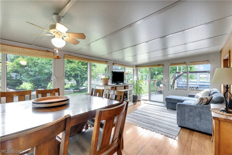 8704 Columbia Road, Olmsted Falls, OH - Photo 8