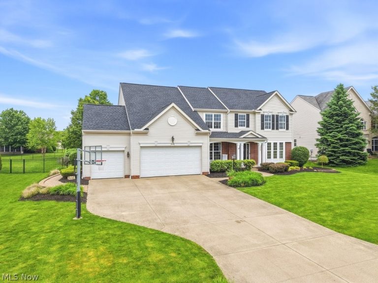 3063 Dunstone Avenue, Akron, OH - Photo 3