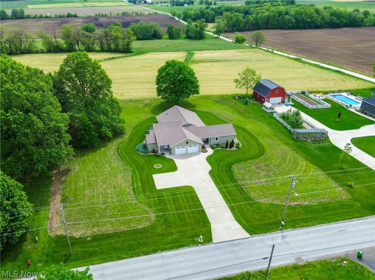 2695 Wayne Street, Orrville, OH - Photo 5