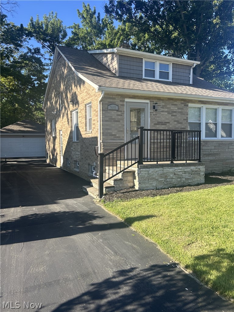 24371 Hartland Drive, Euclid, OH - Photo 6