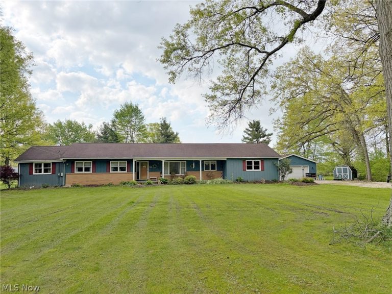 11449 Island Creek Drive, Beloit, OH, 44609