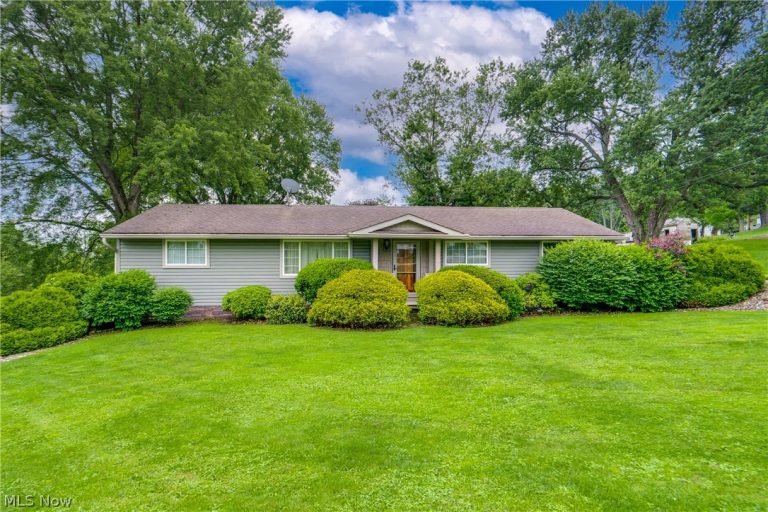 12722 Lisbon Street, Paris, OH - Photo 2
