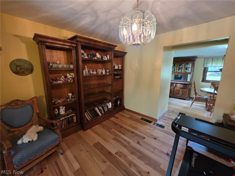 300 Montview Drive, Medina, OH - Photo 5