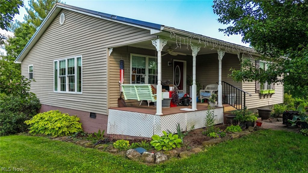 3590 Stanleyville Road, Whipple, OH