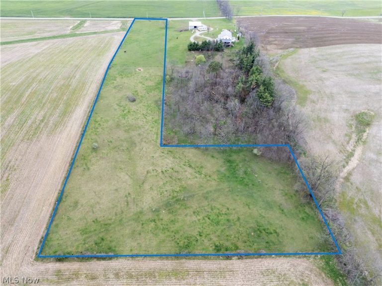 14072 County Road 75, Brinkhaven, OH, 43006