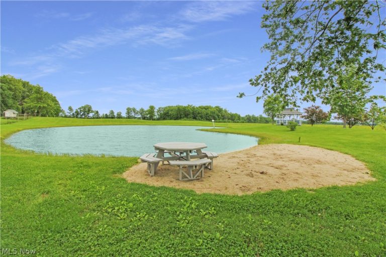 9775 Bloom Road, Port Clinton, OH - Photo 5