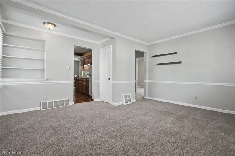 1711 Thornapple Avenue, Akron, OH - Photo 6