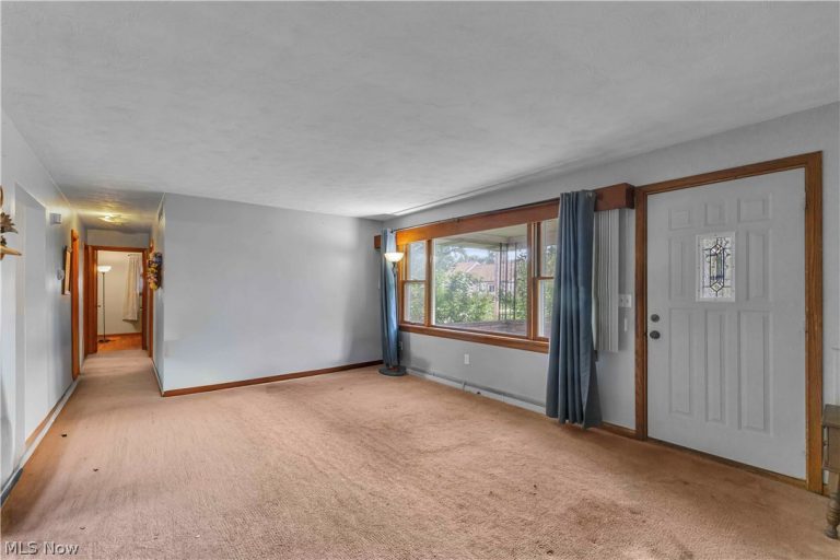 146 East Street, Wellington, OH - Photo 6