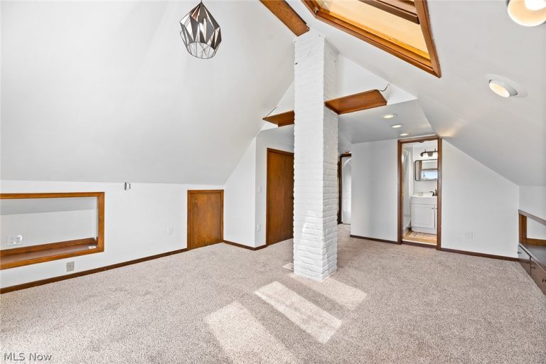 6602 Flowerdale Avenue, Cleveland, OH - Photo 4
