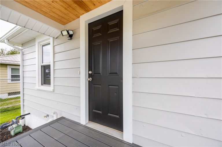 1210 Sterling Avenue, Orrville, OH - Photo 4
