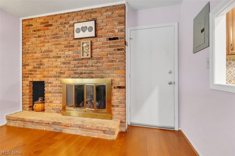 2854 Pease Drive #203S, Rocky River, OH - Photo 3