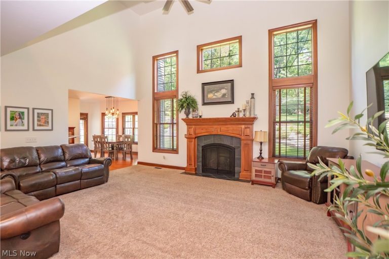 6612 Greyhawk Street, Canton, OH - Photo 8
