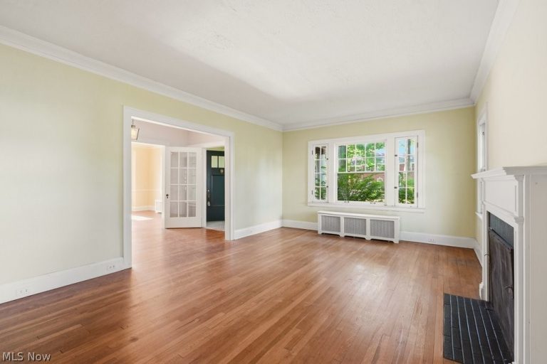 2745 Derbyshire Road, Cleveland Heights, OH - Photo 8