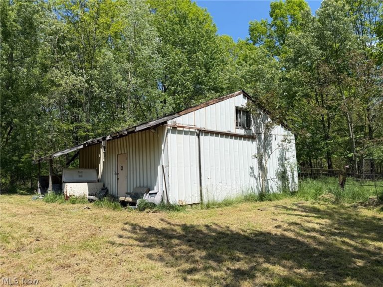 2167 Downing Street, East Sparta, OH - Photo 5