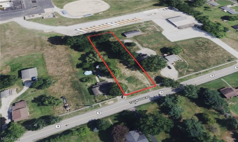 4227 Tallmadge Road, Rootstown, OH - Photo 2
