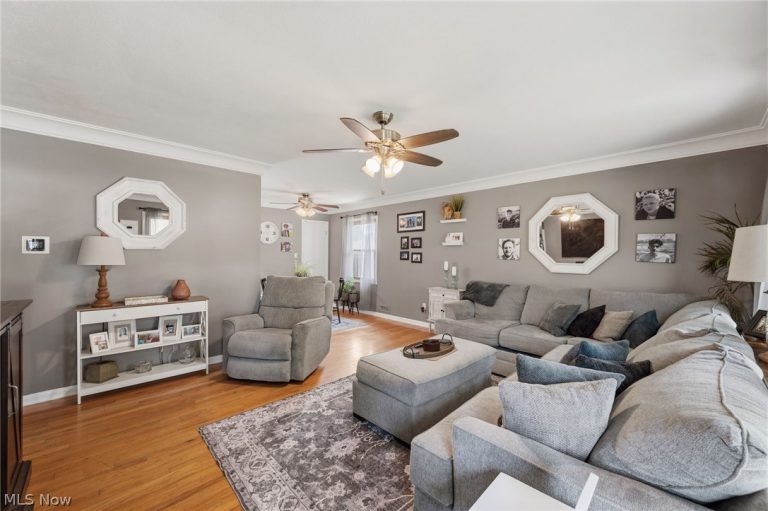 4599 Memphis Villas, Brooklyn, OH - Photo 3
