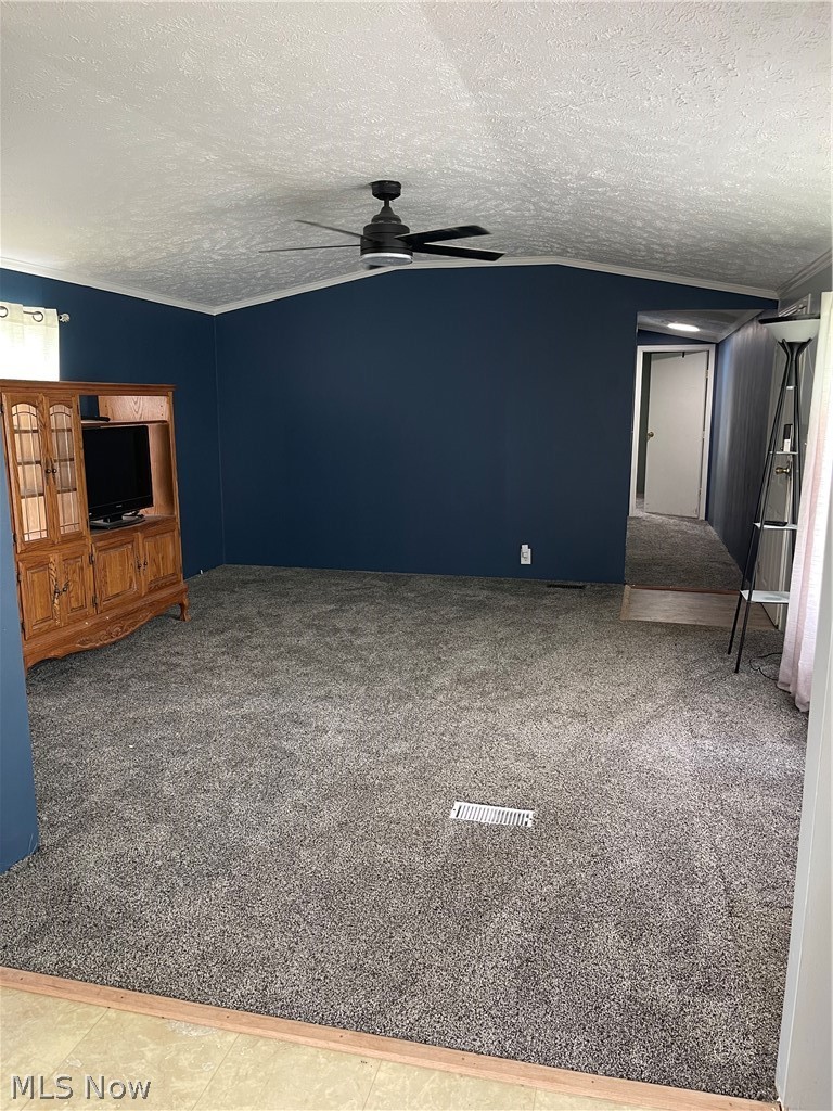 6409 Amanda Lane, Ravenna, OH - Photo 5
