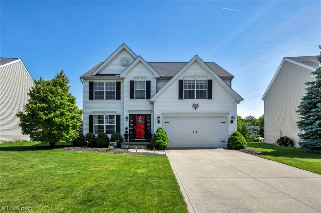 33275 Ambleside Drive, Avon Lake, OH