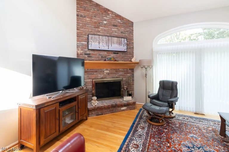 3 Hanover Lane, Beachwood, OH - Photo 8