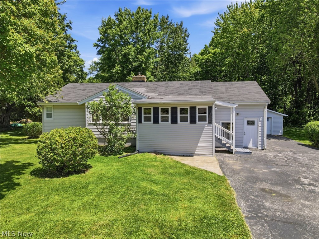 2542 Circle Drive, Painesville, OH