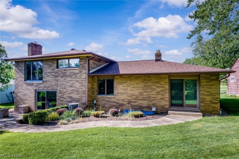16385 Glendale Avenue, Strongsville, OH - Photo 5