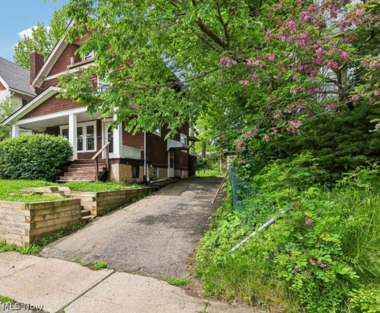 897 Polk Avenue, Akron, OH - Photo 2