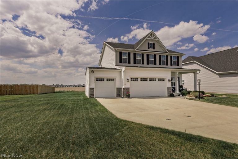 36615 Gladstone Mill Drive, North Ridgeville, OH - Photo 3
