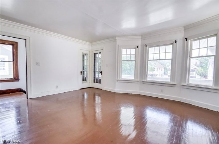 1051 171st Street, Cleveland, OH - Photo 6