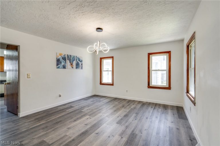 295 Boxwood Avenue, Akron, OH - Photo 3