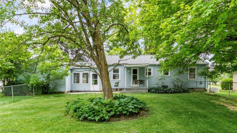 3669 Kay Drive, Zanesville, OH - Photo 2