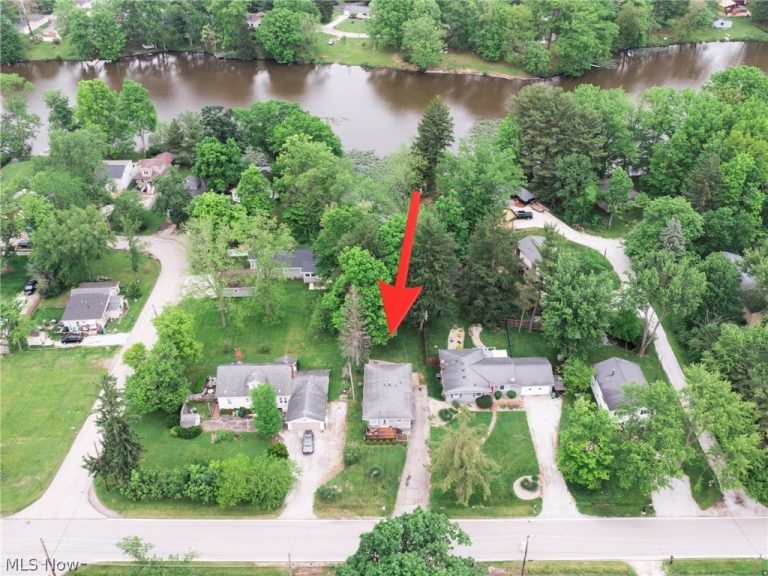 1259 Meadowbrook Boulevard, Stow, OH - Photo 4