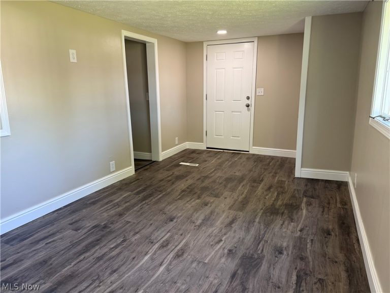 865 East Boulevard, Aurora, OH - Photo 8