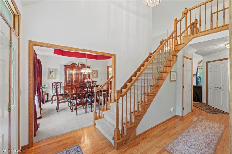 32194 Teasel Court, Avon Lake, OH - Photo 8