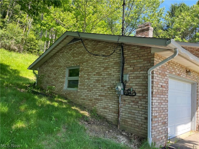 210 Ridgewood Boulevard, Minerva, OH - Photo 4