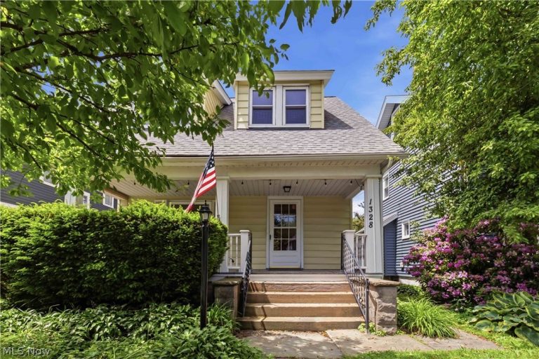 1328 Ethel Avenue, Lakewood, OH - Photo 2