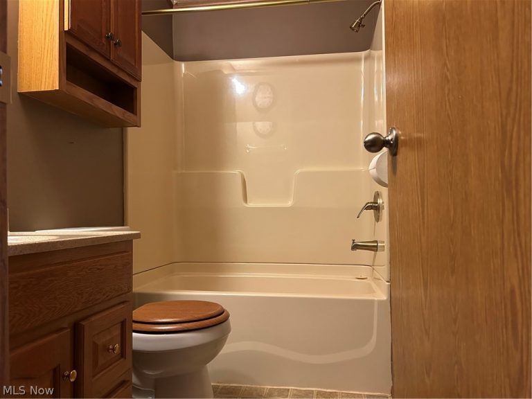 39 Canal Street, Frazeysburg, OH - Photo 6