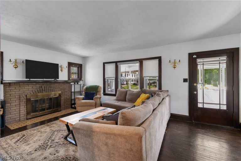 890 Winton Avenue, Akron, OH - Photo 8