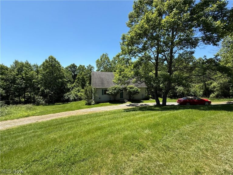 7917 Flawil Drive, Millersburg, OH, 44654