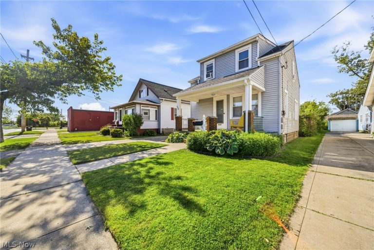530 7th Street, Fairport Harbor, OH - Photo 3