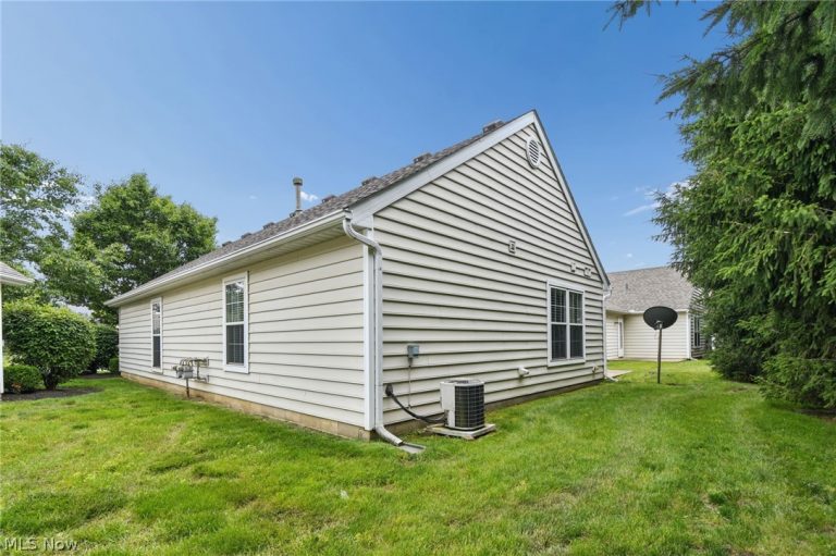 6138 Murphys Pond Road, Canal Winchester, OH - Photo 4