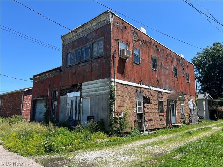 107 Main Street, Williamstown, WV - Photo 4