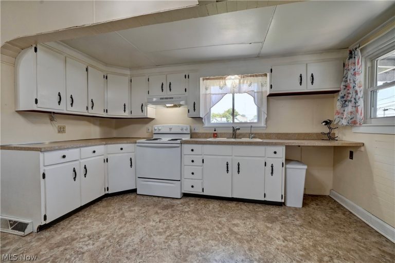 129 2nd Street, Strasburg, OH - Photo 4