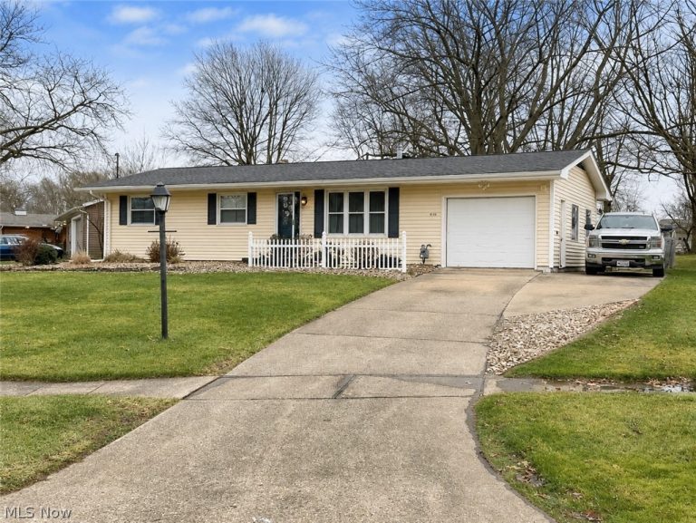 460 Heather Lane, Medina, OH - Photo 2
